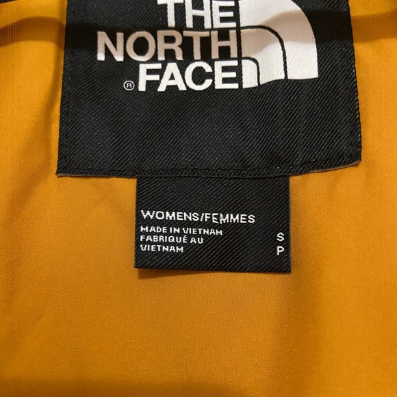 North Face Winter Jacket - Picture 5 of 8